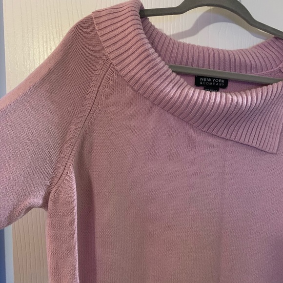 New York & Company Sweaters - New York & Company Oversized Pink Slouchy Sweater